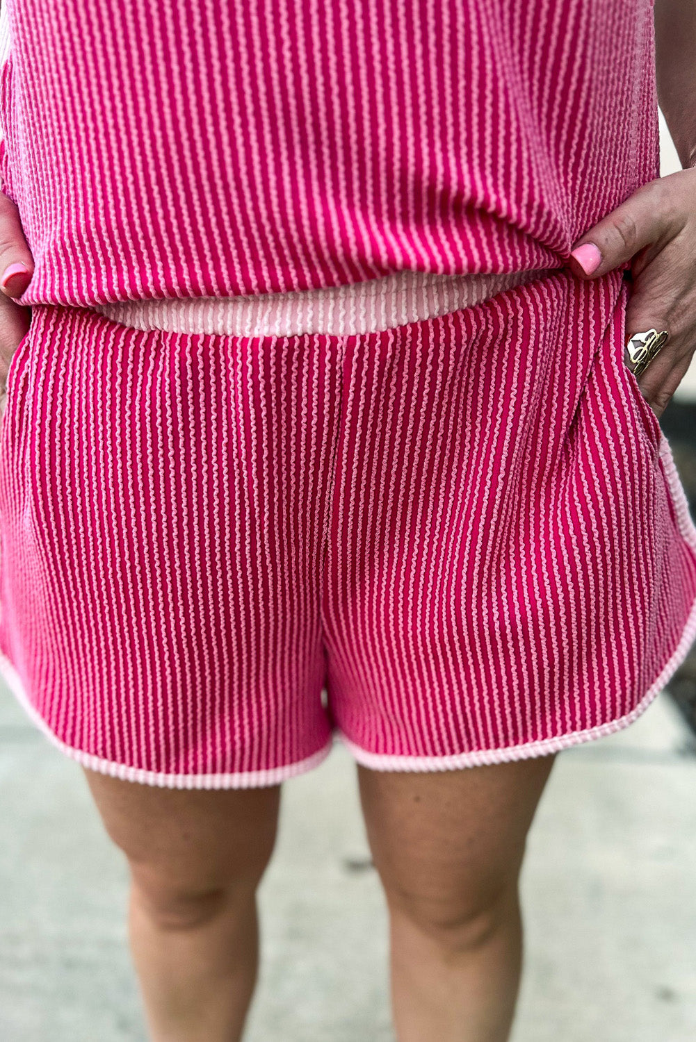 Rosy Red 3D Spiral Ribbed Texture 2 Tones Patchwork Short Set